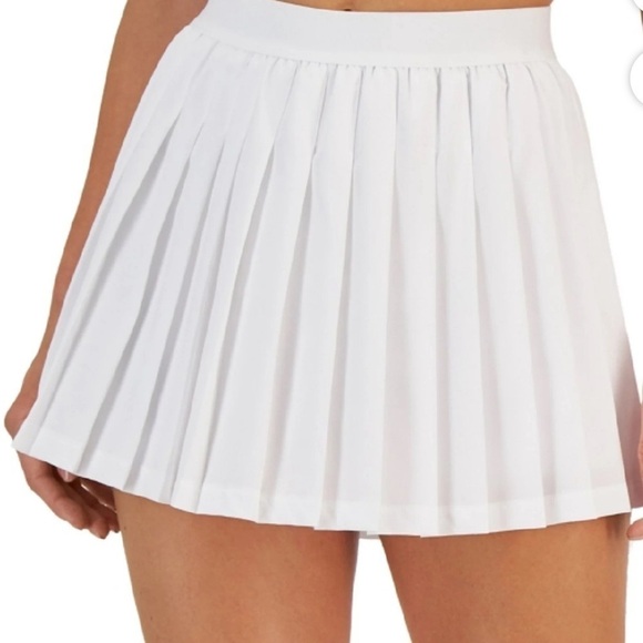 - ID Ideology Women S Active Solid Pleated Skort
Skirt, short White - Picture 6 of 9